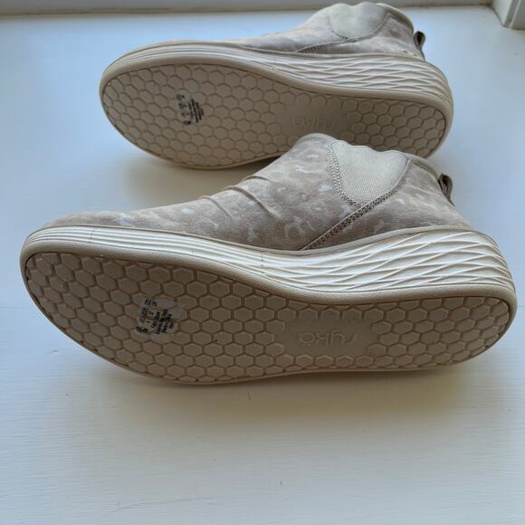 Ryka Water Repellent Wedgie Ankle Boots Niah Animal Tan Womens 7 M - Picture 7 of 12